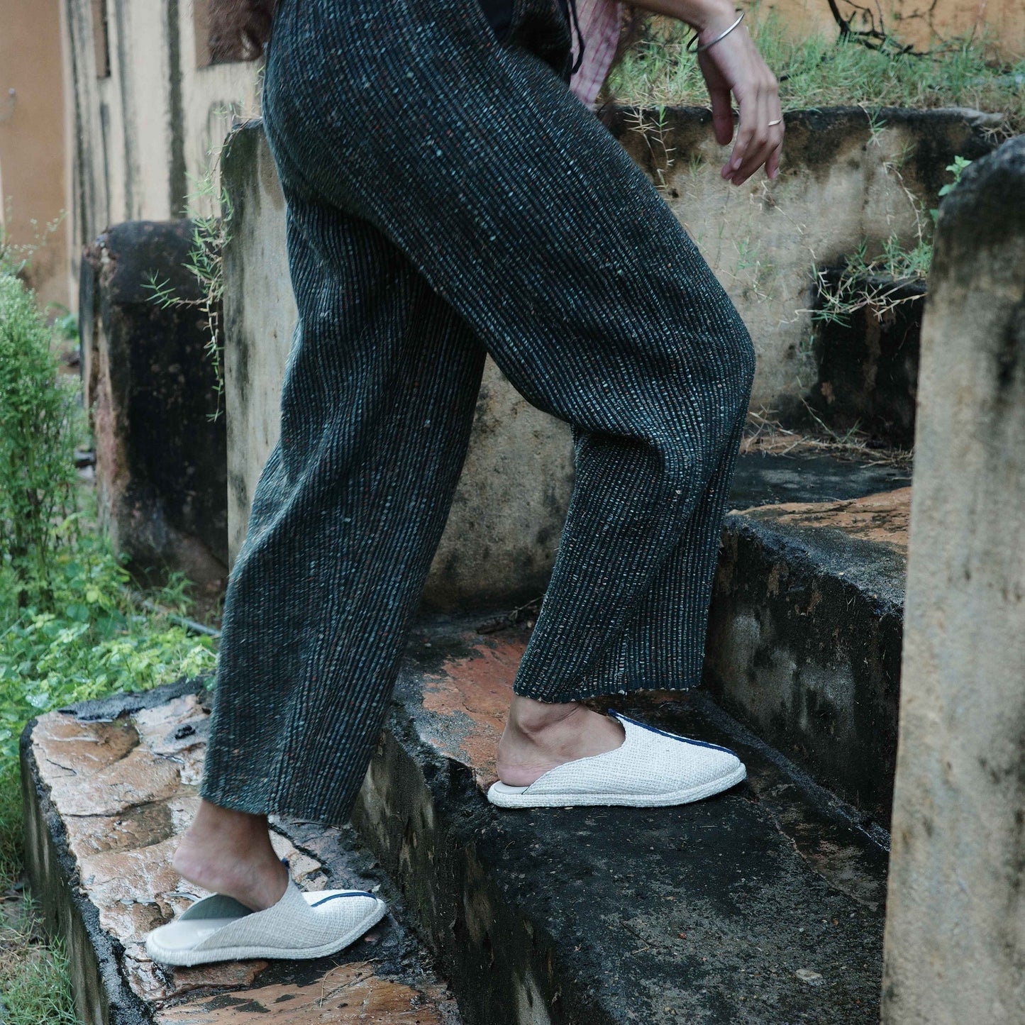 Mojari White