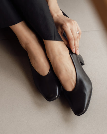Black Court Shoe