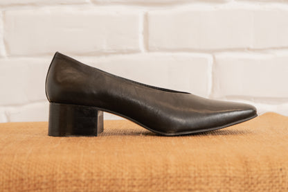 Black Court Shoe
