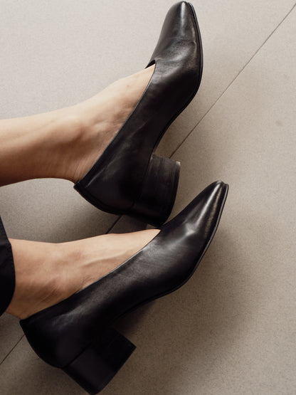 Black Court Shoe
