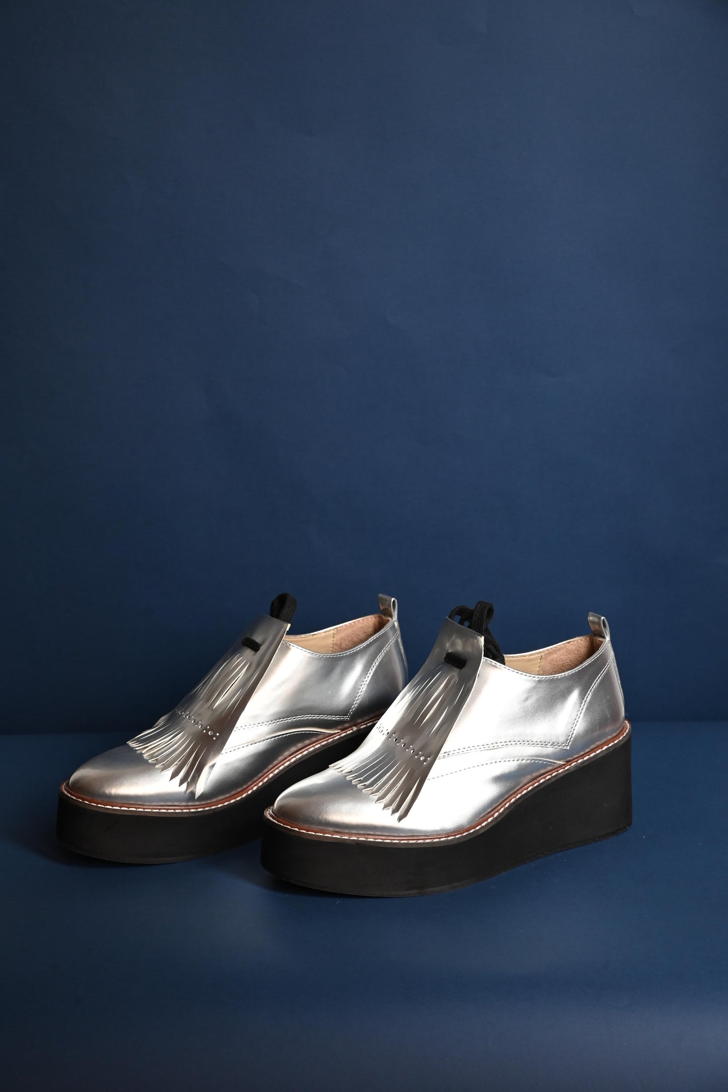 Fury Oxfords (Silver)