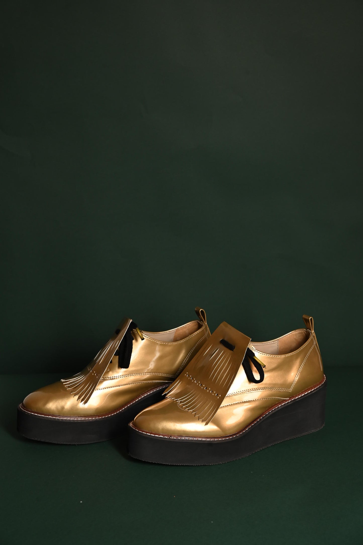 Fury Oxfords (Golden)