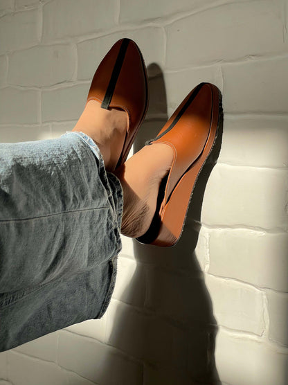 Leather Mojari (Heels)