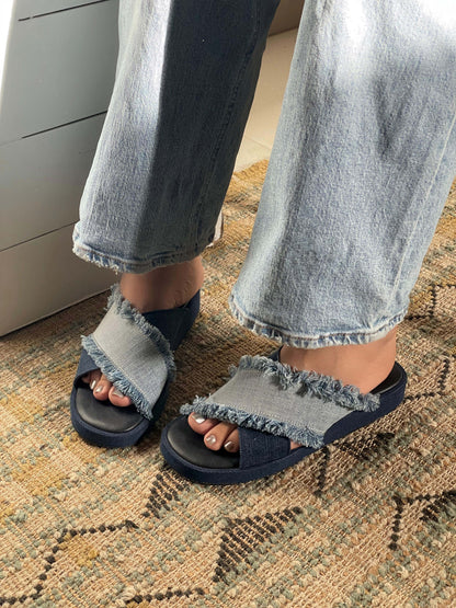Criss Cross Denim Light